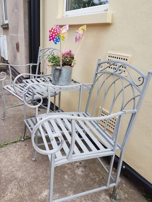 No6 High Street Apartment Edwinstowe Luaran gambar